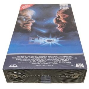 VHS Enemy Mine NM 1986 CBS/FOX Dennis Quaid / Louis Gossett Jr - SEALED
